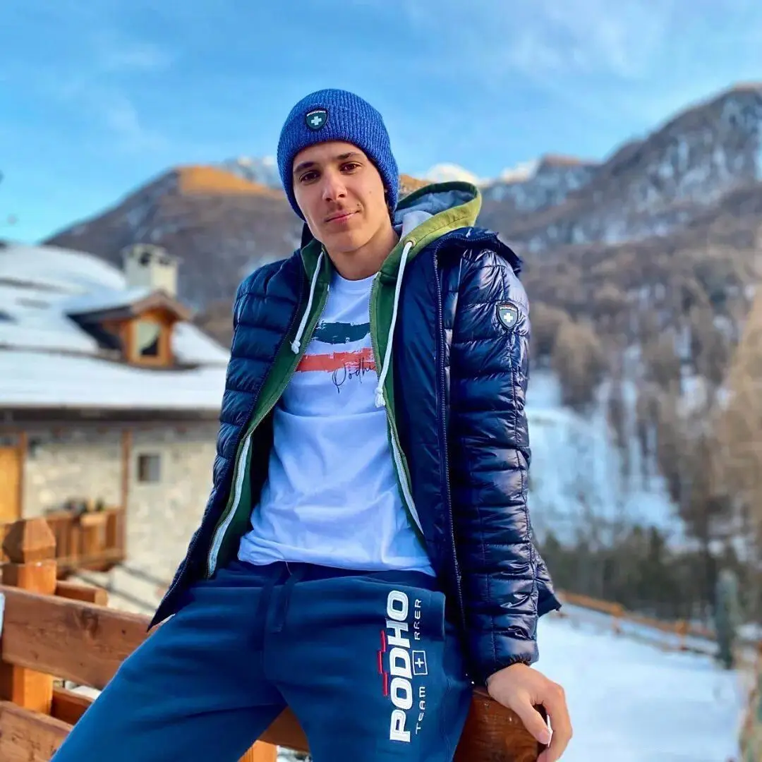 与意大利队, 事故发生在, 个纪念文章 与意大利队, 事故发生在, 个纪念文章